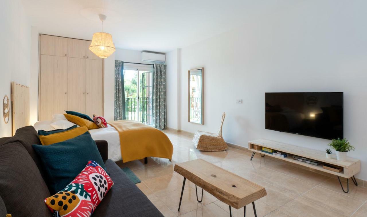 Minerva Suites By Kaarina Benalmádena Eksteriør bilde